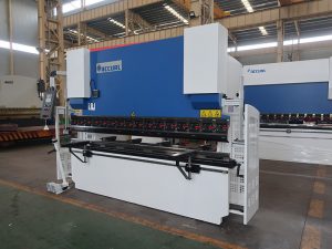 fabricat a la Xina fabricant de fre de premsa de 3 + 1 eix cnc, màquina de doblatge hidràulica a la venda