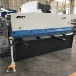 màquina talladora de plaques hidràuliques