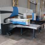 MAX-SF-30T utilitza premsa perforadora de torreta cnc